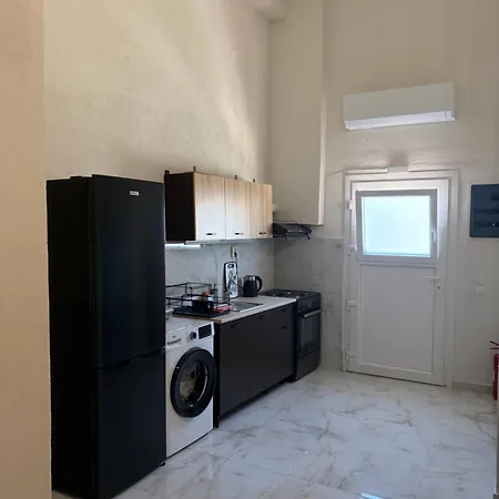 Doukas Loft ني كارفالي