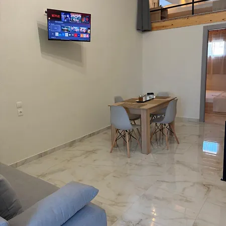 Doukas Loft Apartamento *